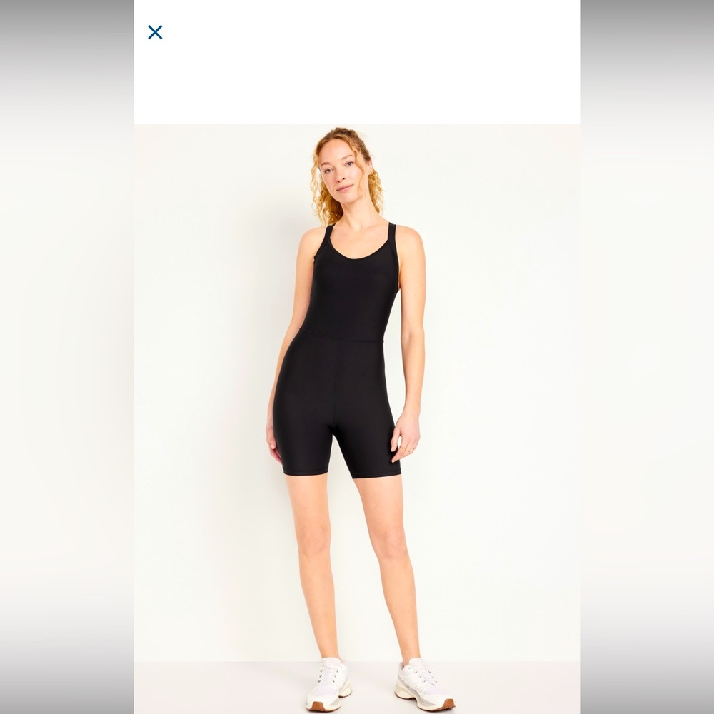 Power onesie come old navy, size large